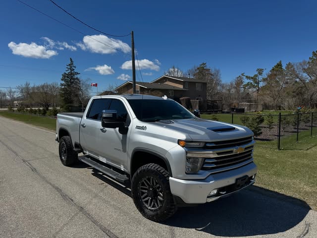 2021 Chevrolet Silverado 3500 High Country Duramax diesel truck